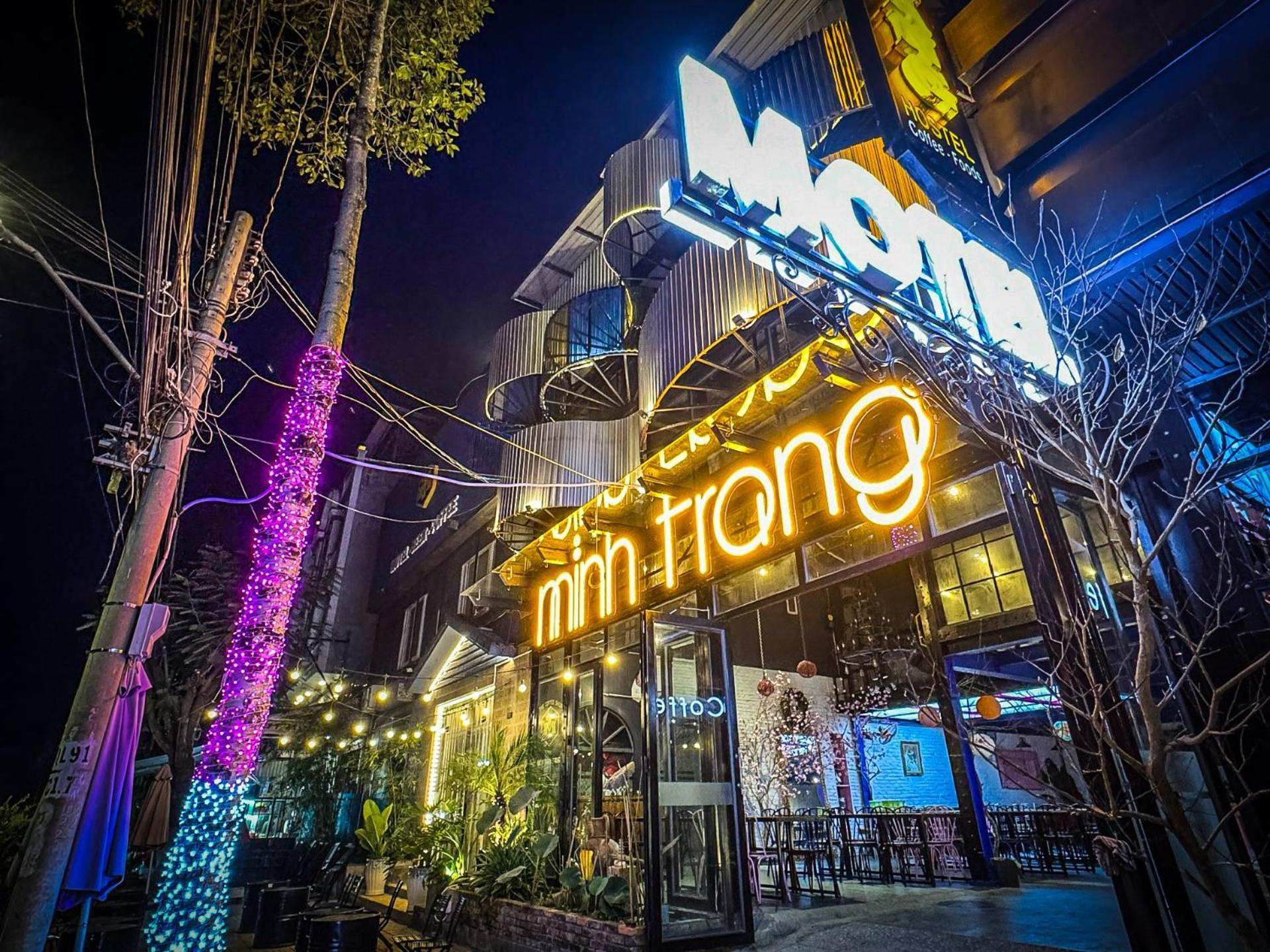 Minh Trang Motel Чау-Док Экстерьер фото